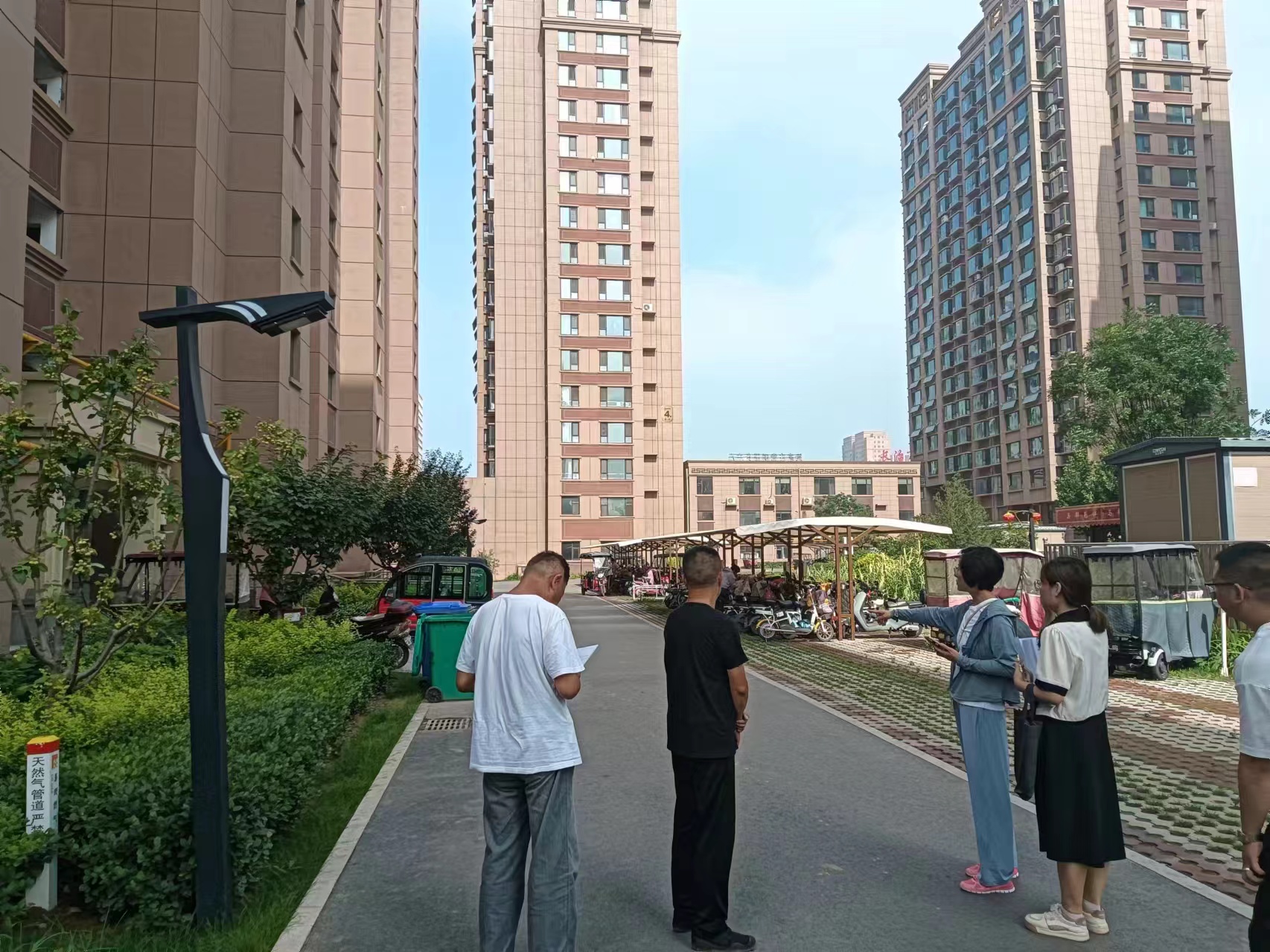 梁家莊一期、西二區(qū)水保驗收現(xiàn)場.jpg